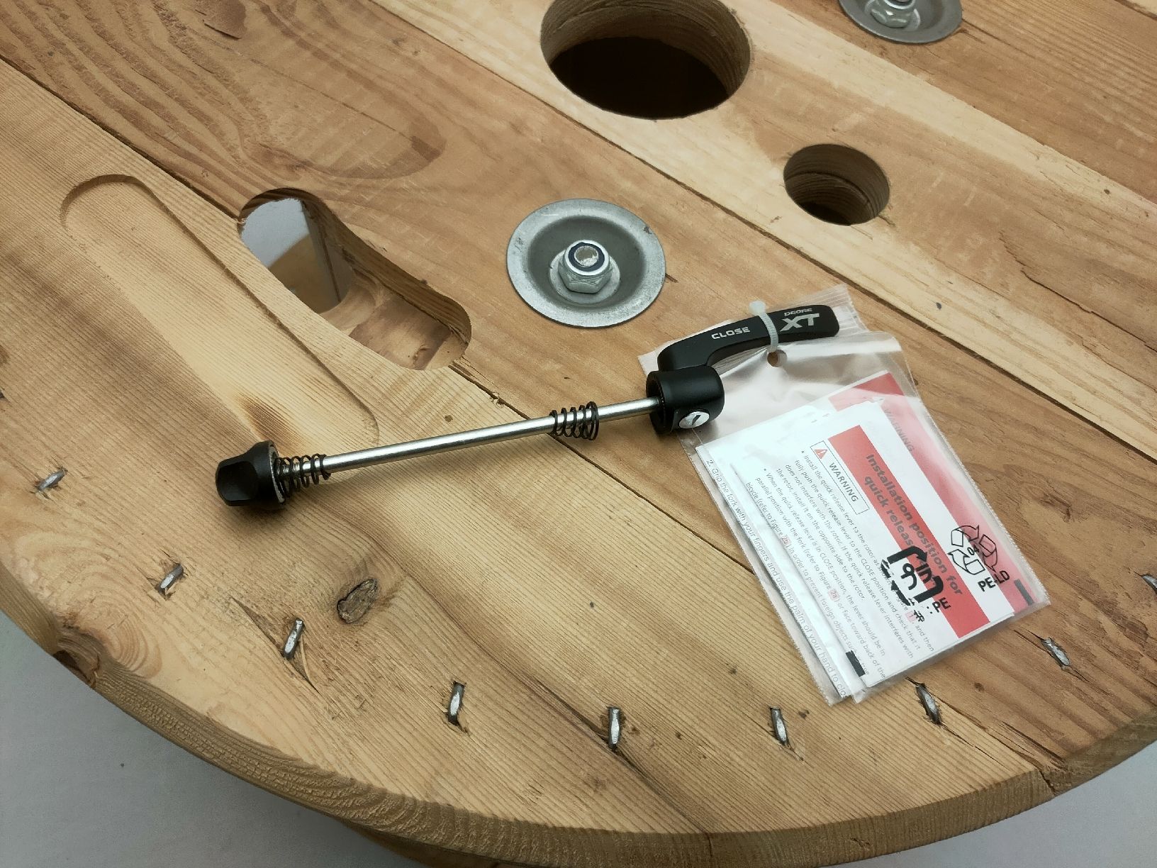 Shimano Pezzi di ricambio: Shimano Deore XT Schnellspanner, Neu! – Nuovo e nell'imballaggio originale da Zug venduto da schnepps