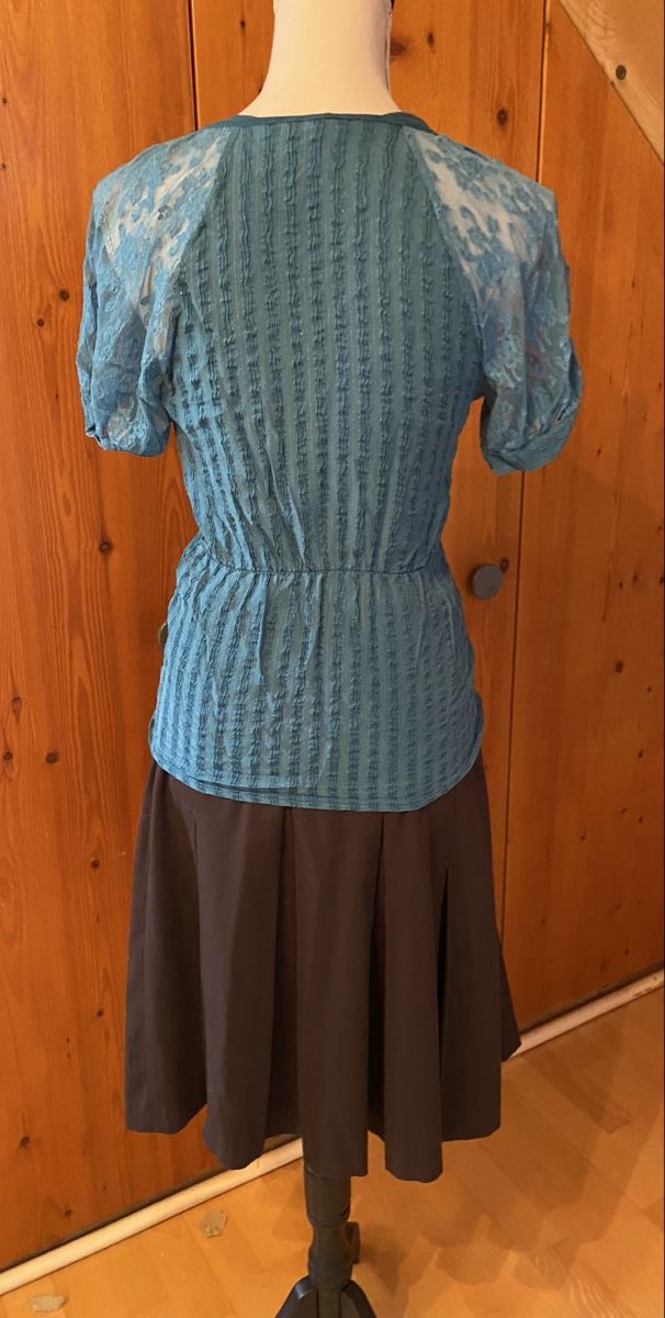 Sandro Blusen: Damen Oberteil Sandro blau Bluse mit Spitzenärmeln – Gebraucht aus Maur von chr_x8zv 2