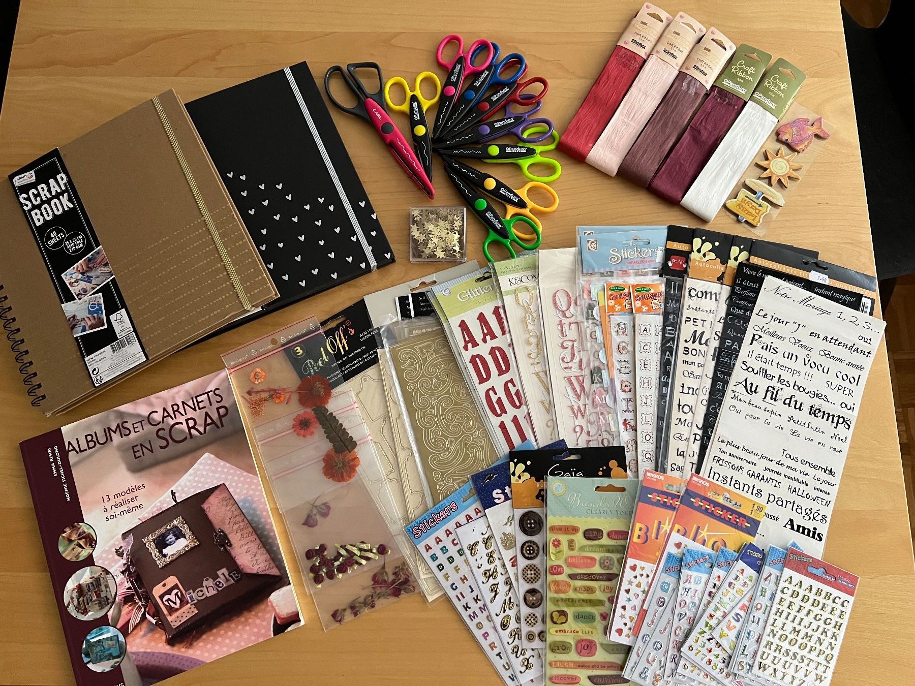 Kit bricolage: Gros lot Scrapbooking – Nuovo (secondo la descrizione) da Bernex venduto da isa_c5fr