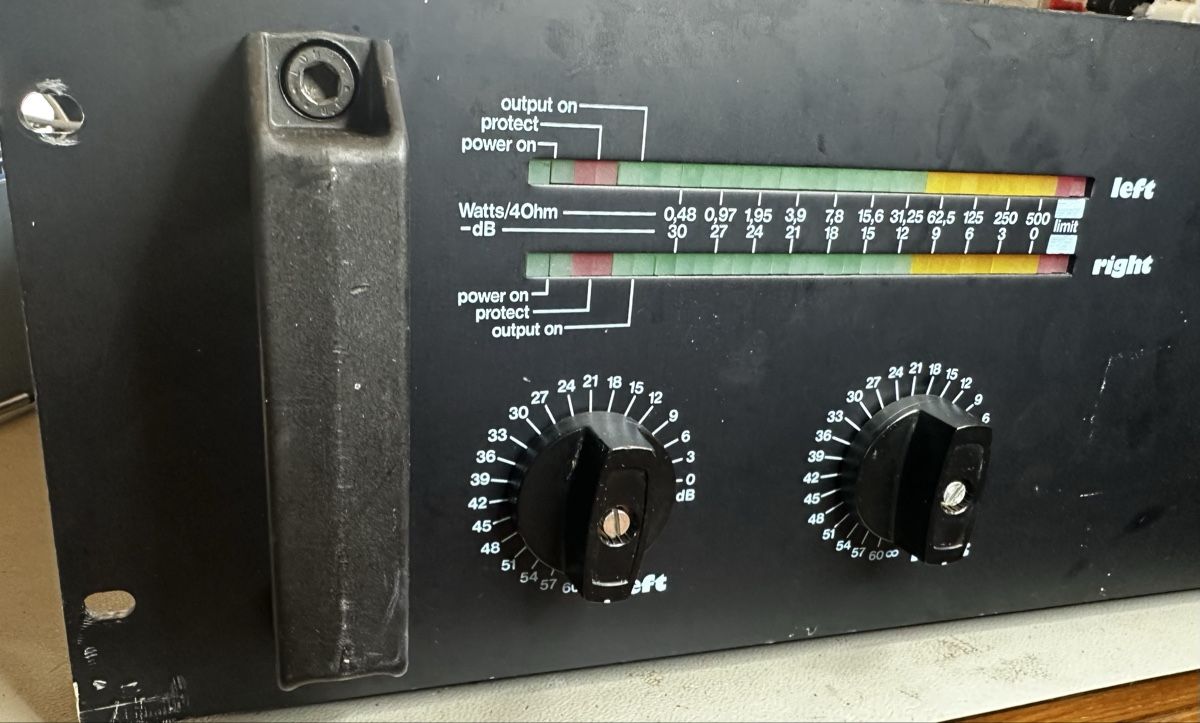 Amplificatori: Zeck Stereo Power Amp A 902 – Usato da Zürich venduto da deftwow 1