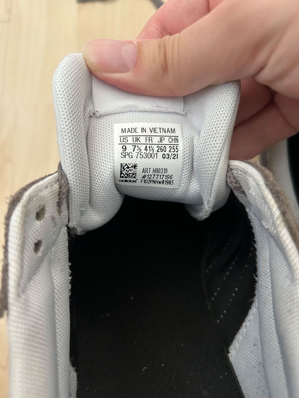 Adidas Scarpe da donna: Adidas-Sneaker – Usato da Langenthal venduto da Miichelle 4