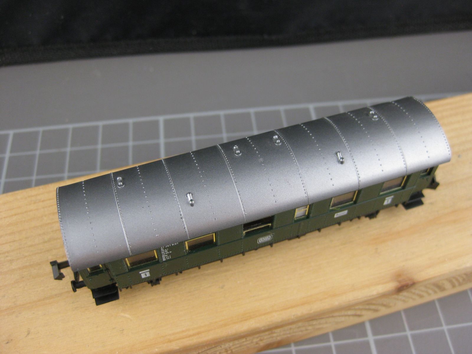 Fleischmann Modelleisenbahnen: Fleischmann DB Personenwagen – Gebraucht aus Malters von Marosko 2