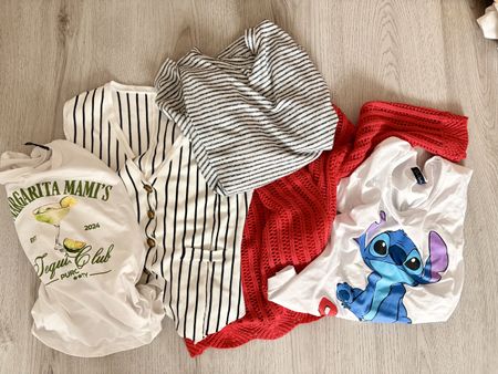 Diverse Damen Oberteile Streifen / Stitch Grösse S/M