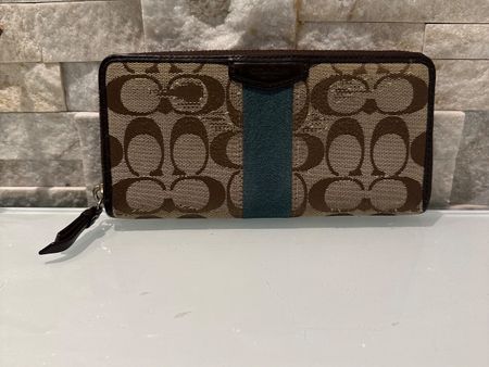 🤎 Coach Long Wallet 🤎 Gen Z Love  - Nr. 700