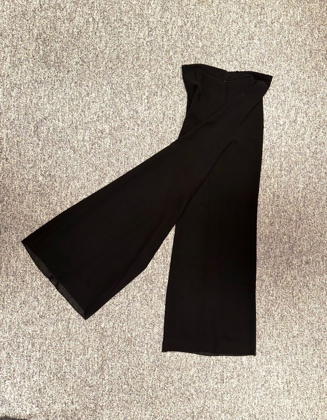 Hosen: Pantalon dame soirée large noir 40 – Neu (gemäss Beschreibung) aus Genève von fto_sz8d