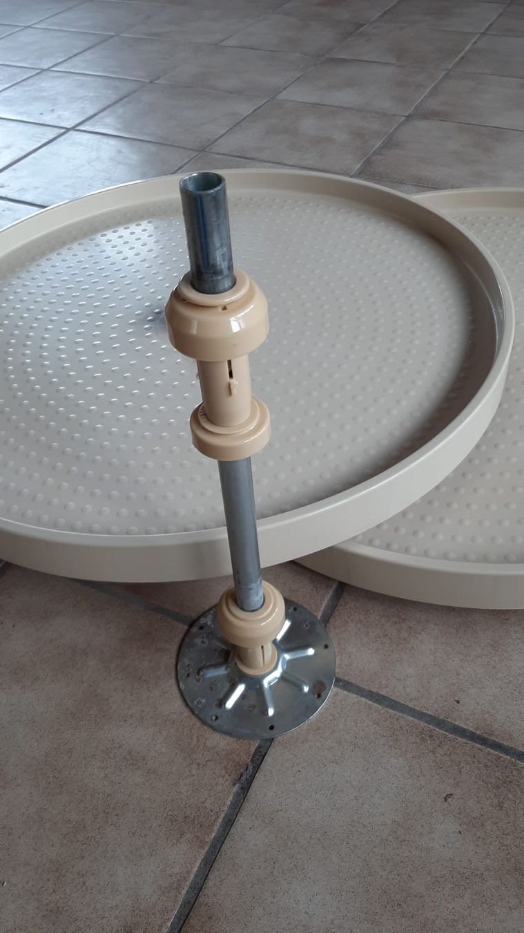 Pareti & Soffitti: Plateaux tournants pour meuble d'angle – Usato da Rossemaison venduto da danou01 2