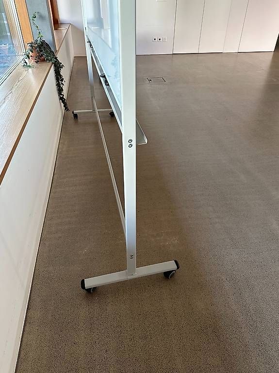 Lavagne: Whiteboard 2 seitig auf Rollen – Usato da Aarau venduto da vio_lrn7 1