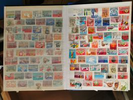 Briefmarken Sammlung: aus aller Welt und Pro Juventute