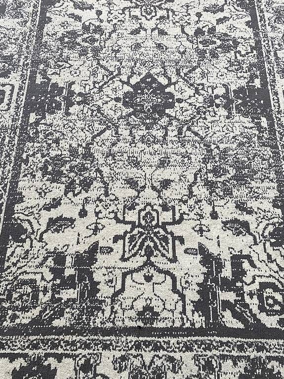 Tappeti: Teppich 140x200cm – Usato da Küssnacht am Rigi venduto da Wir-3 3