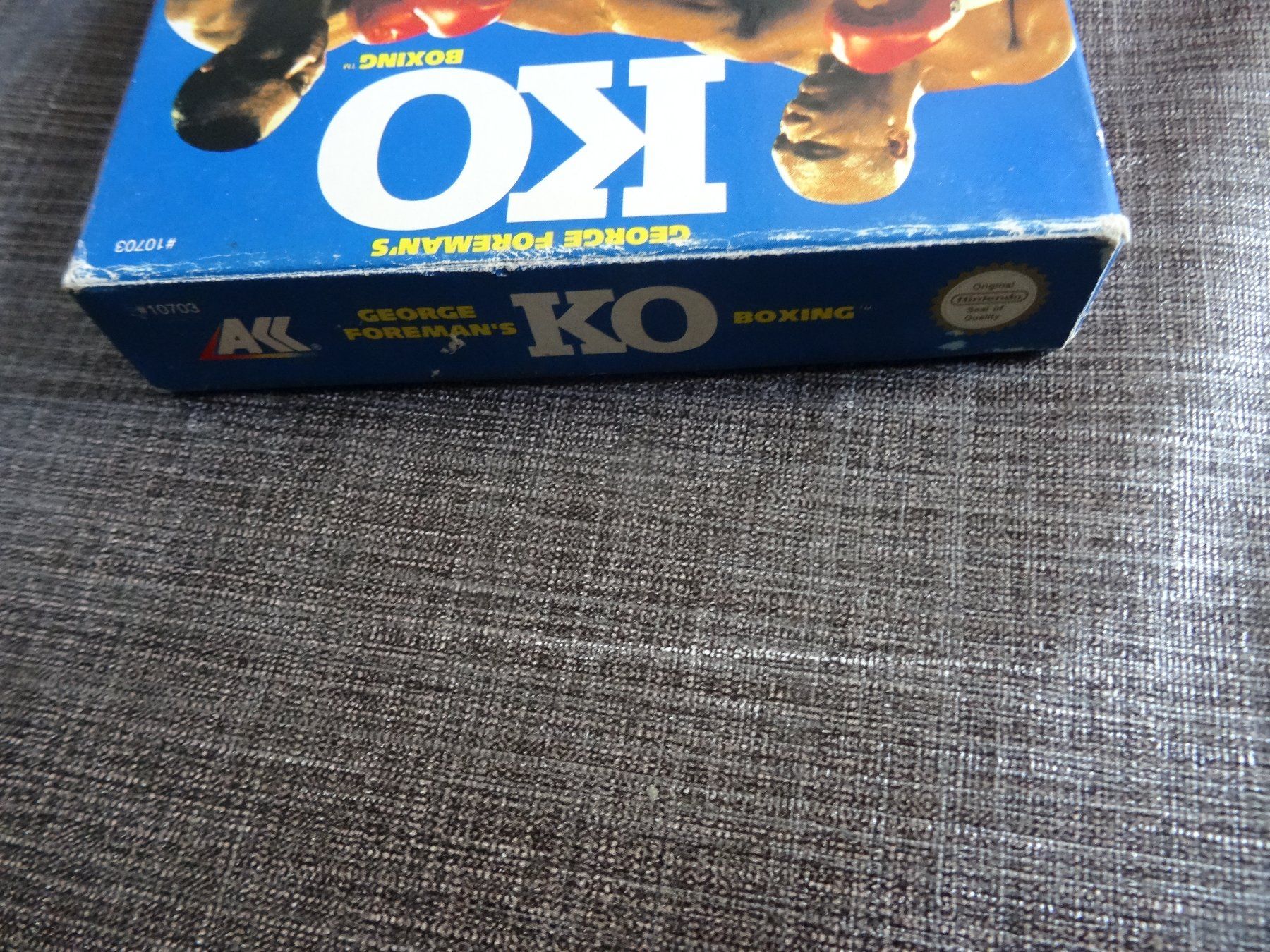 Nintendo Giochi: George Foreman's KO Boxing NES OVP – Usato da Olten venduto da Disc-Ausverkauf 2