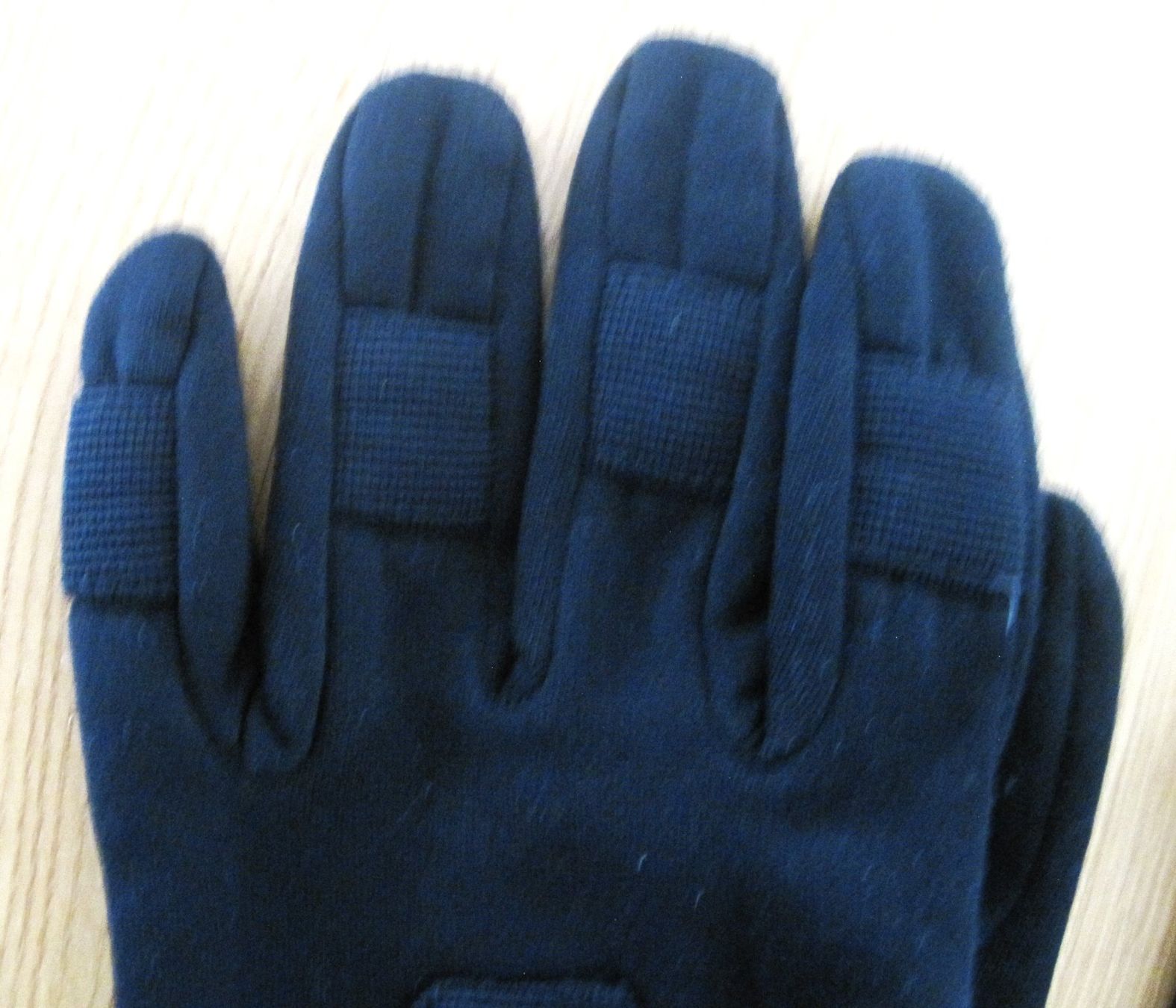 Guanti & manicotti: Outdoor Handschuhe schwarz mit Schutz-Einlagen – Usato da Rickenbach Sulz venduto da Sodeli23 2