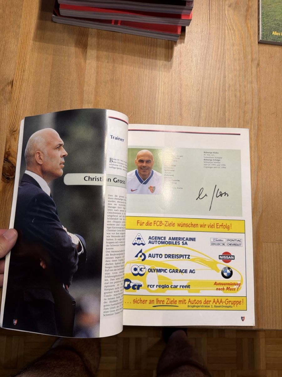 Libri: FC Basel 1893 Saisonbuch 1999/2000 mit Spielern – Usato da Gelterkinden venduto da LPKAL 2
