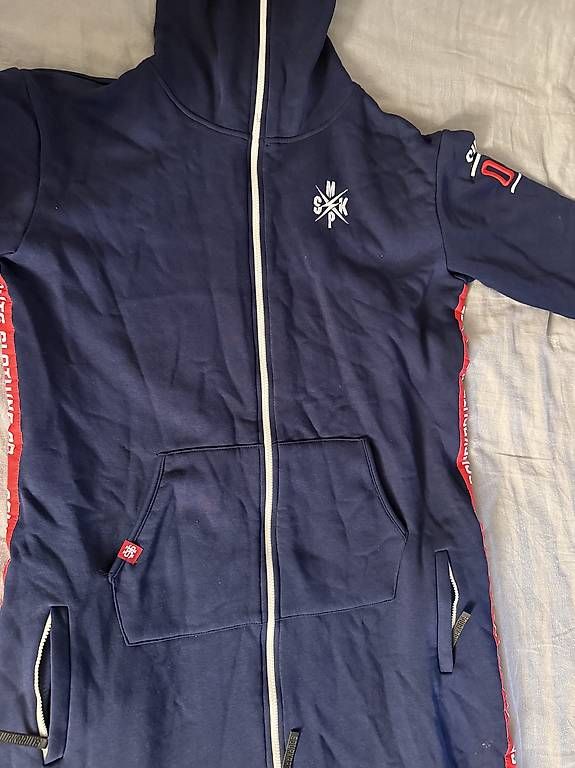 Tute: Sourkrauts Jumpsuit blau  – Usato da Wädenswil venduto da dom_pz5d 1