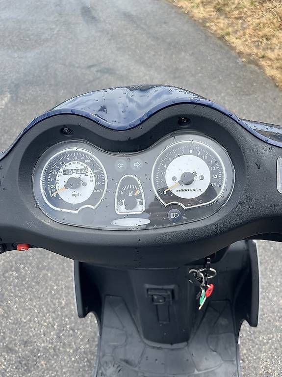 Scooter: Scooter Peugeot Sum-up 125  – Usato da Bevaix venduto da ilh_bh56 3
