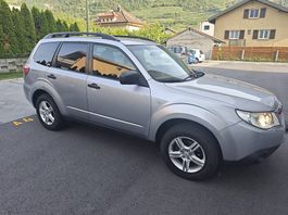 Subaru Forester 2.0X AWD Swiss