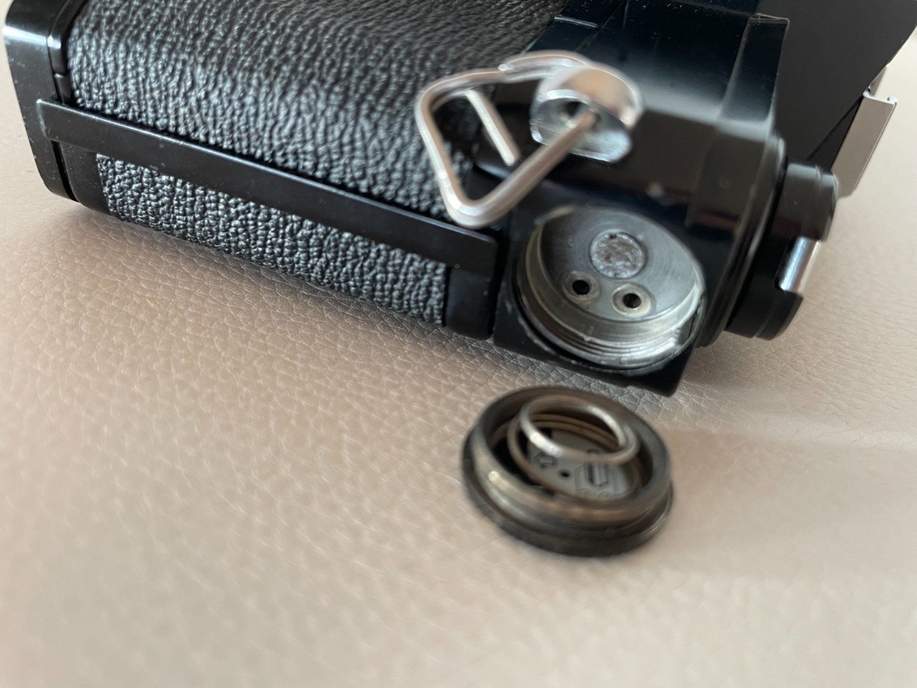 Canon Kamera: Canon FT QL Black – Defekt aus Petit Lancy von gil_hr6v 5