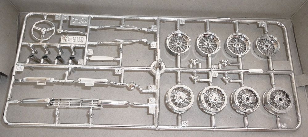 Catalogue REVELL METAL Original 1996/1997 - Échelles 1/12 à 1/43 - Très Bon état Occasion