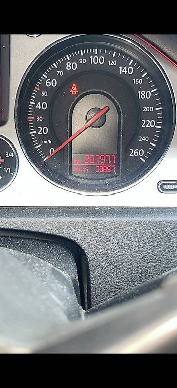 VW Automobili: VW Passat 2.0TSI – Usato da Biberist venduto da tay_t6g9 2