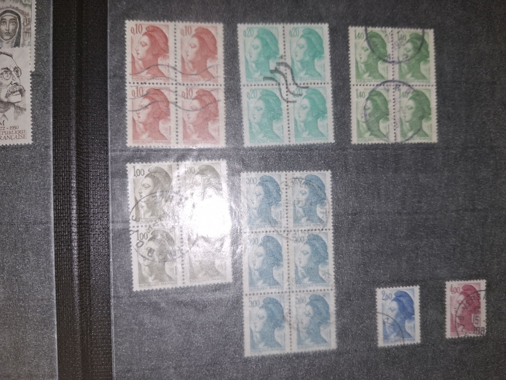 Tutti i francobolli: Briefmarkensammlung Frankreich eher Dubletten  – Usato da Balgach venduto da SIMEON27 2