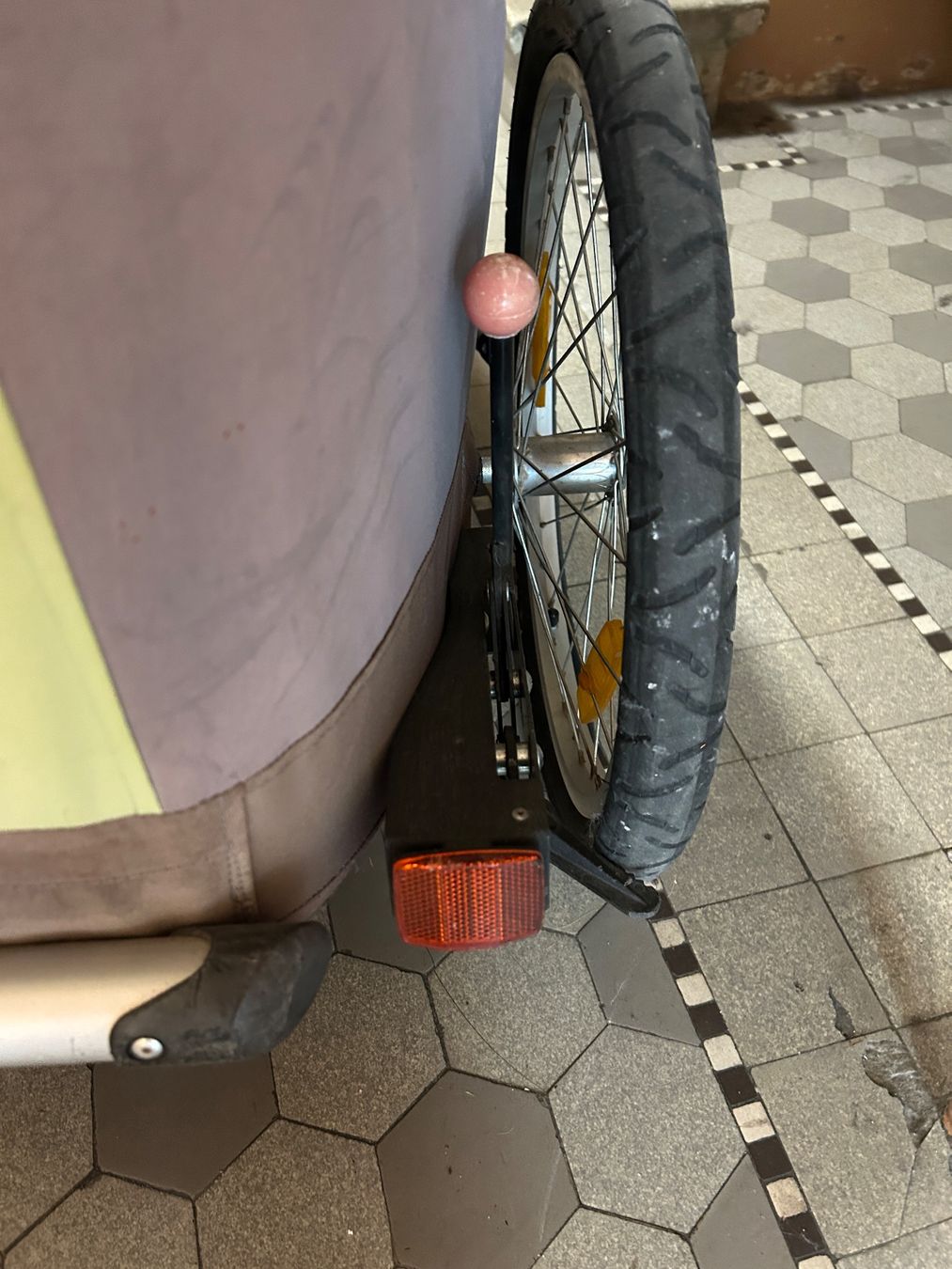 Croozer Rimorchi: Remorque vélo 1 enfant CROOZER – Usato da Lausanne venduto da kimono13 6