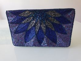 Schicke Abendtasche mit vielen Perlen bestickt Neu!