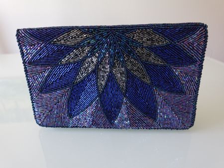 Schicke Abendtasche mit vielen Perlen bestickt Neu!