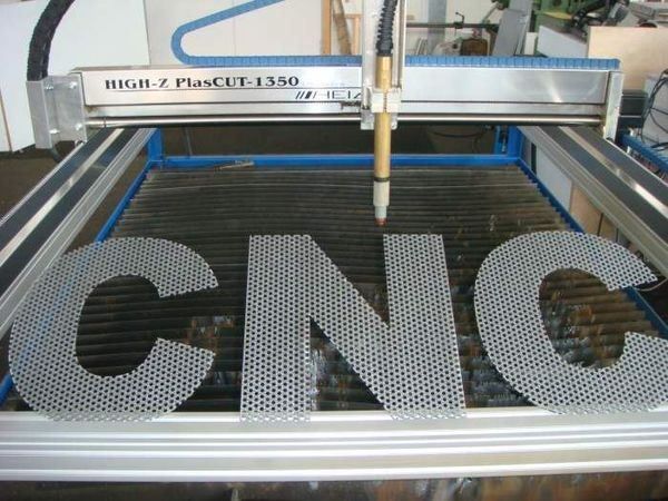 Tutte le macchine: CNC Plasmaschneider PlasCUT-1350 – Nuovo e nell'imballaggio originale da Geldern venduto da CNC-STEP 6