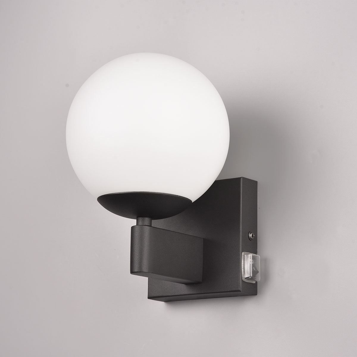 Lampen: Aussen Wandleuchte, IP44, 20 cm Höhe – Neu (gemäss Beschreibung) aus Kreuzlingen von Smart-Light 1