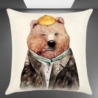 🐻 Lustiger Kissenbezug: BROWN BEAR mit gelber Mütze💫