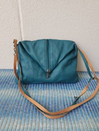 Klein Basel Handtasche/Umhängetasche *Neuwertig*