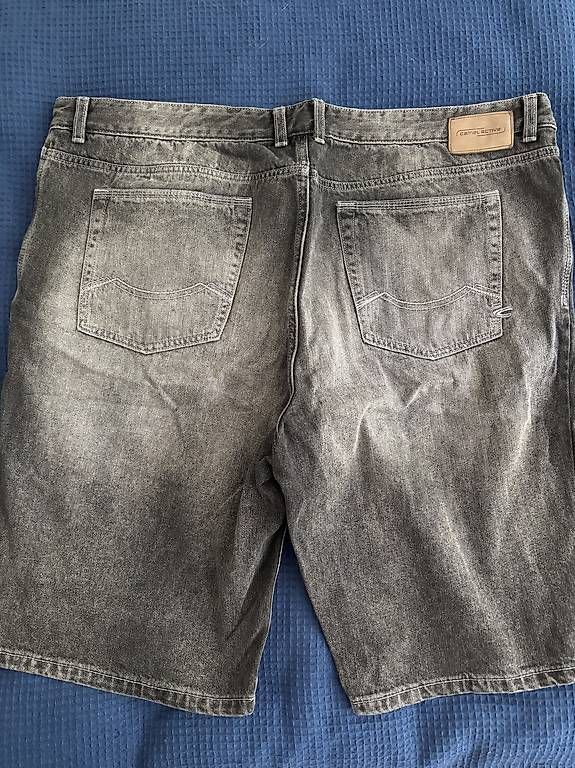 Pantaloni: Shorts pour homme Camel Active taille 42 – Usato da St-Blaise venduto da Chemar 2