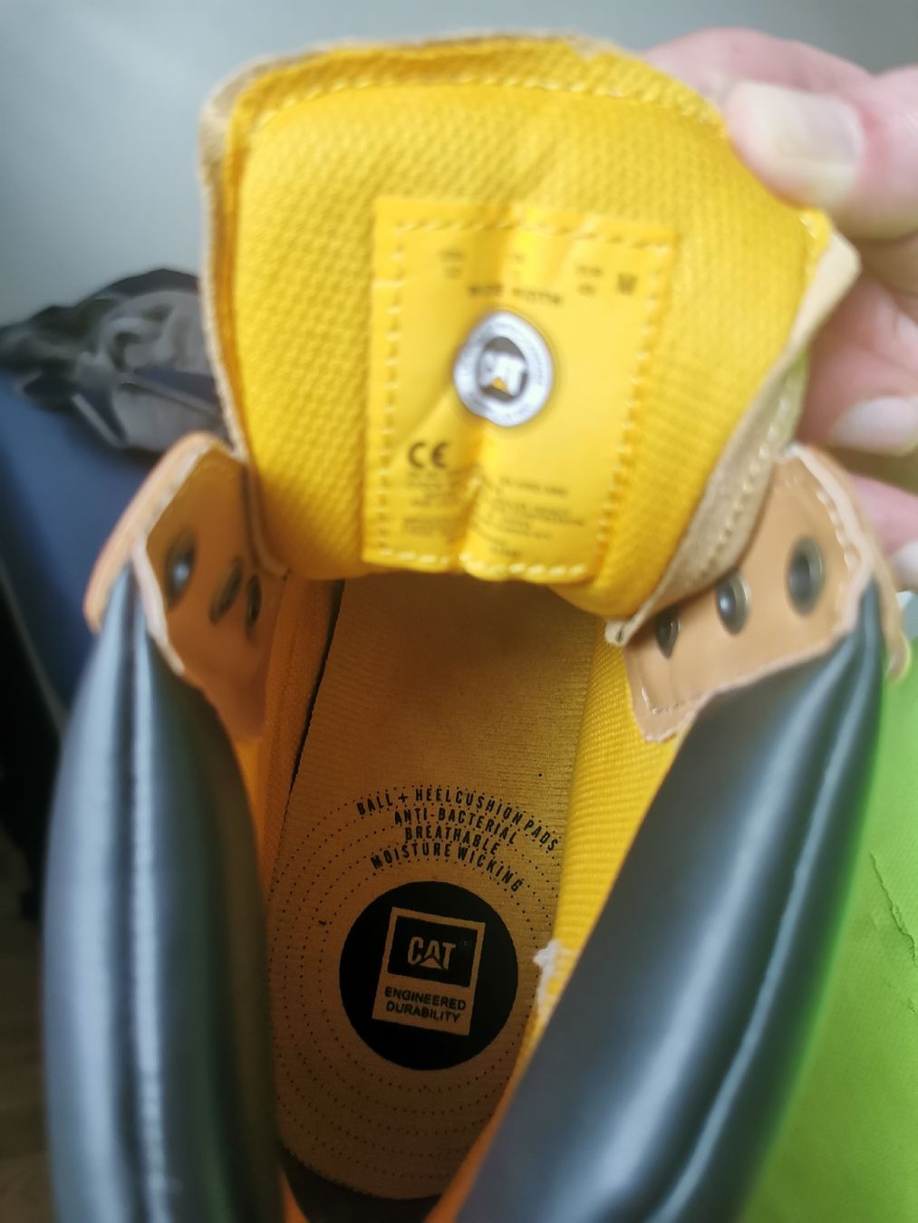 Caterpillar Scarpe da uomo: CAT Boots Caterpillar Grösse 45 neue – Nuovo (secondo la descrizione) da Bern venduto da ged_ffx9 5