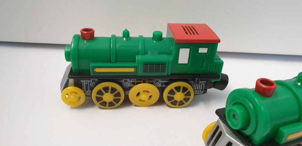 2x elektrische Lok Zug für Holzeisenbahn | Kaufen auf Ricardo