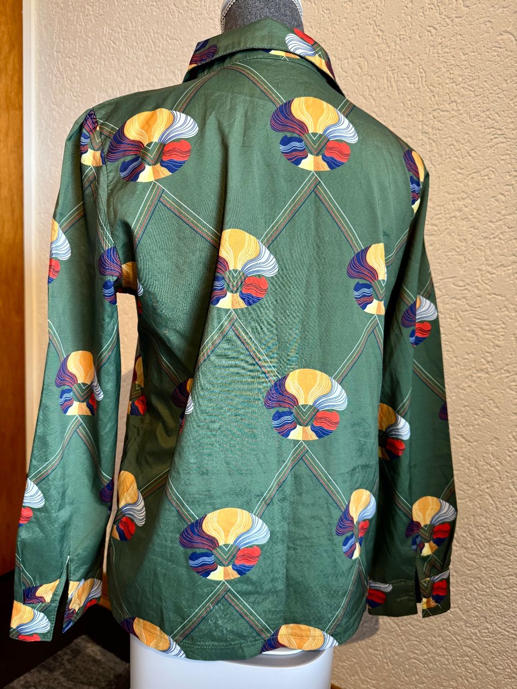 Camicette: Damen Bluse grün gemustert Gr S – Usato da Frenkendorf venduto da Style365 2