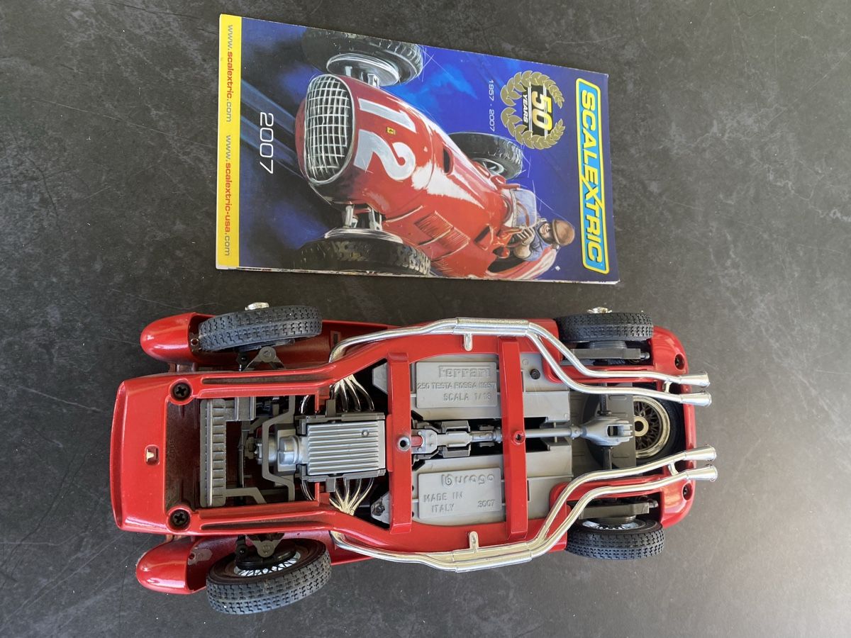 Ferrari Modellautos: Ferrari 250 Testa Rossa 1957 – Gebraucht aus Luzern von Harikan 2