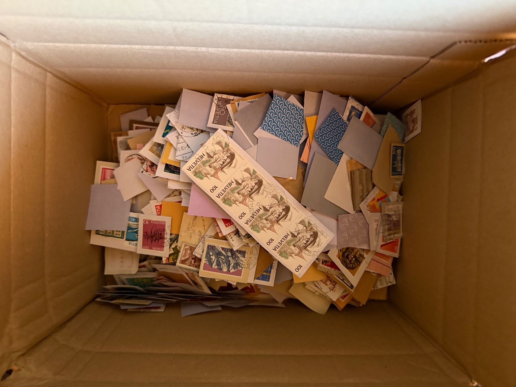 Tutti i francobolli: Briefmarken Schweiz auf Papier – Usato da Oberbuchsiten venduto da Rpv 1