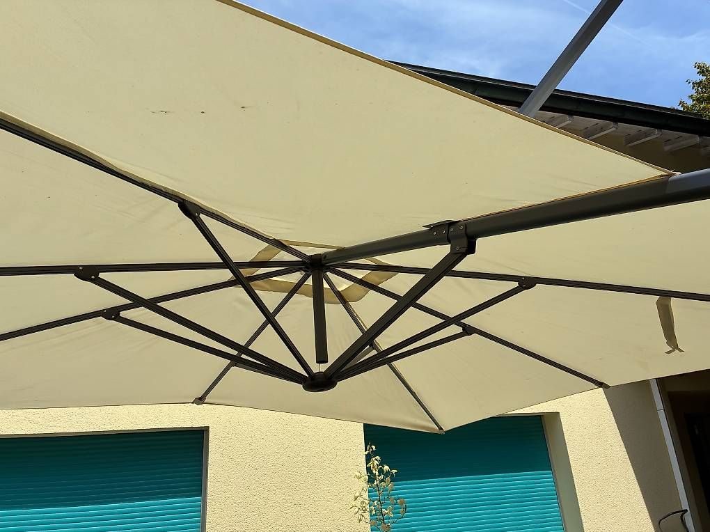 Sonnenschirme: 3 Ampelsonnenschirme – Gebraucht aus Frauenfeld von Smartys1 3