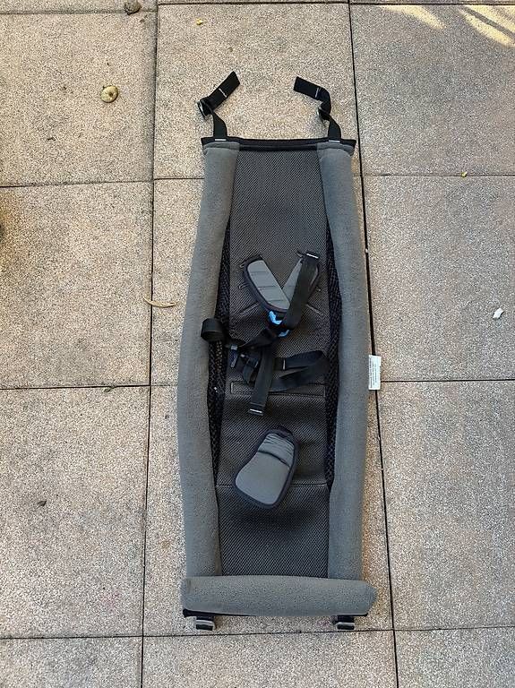 Thule Remorques: Thule  Infant Sling – D'occasion à Arni AG par Captain_mo