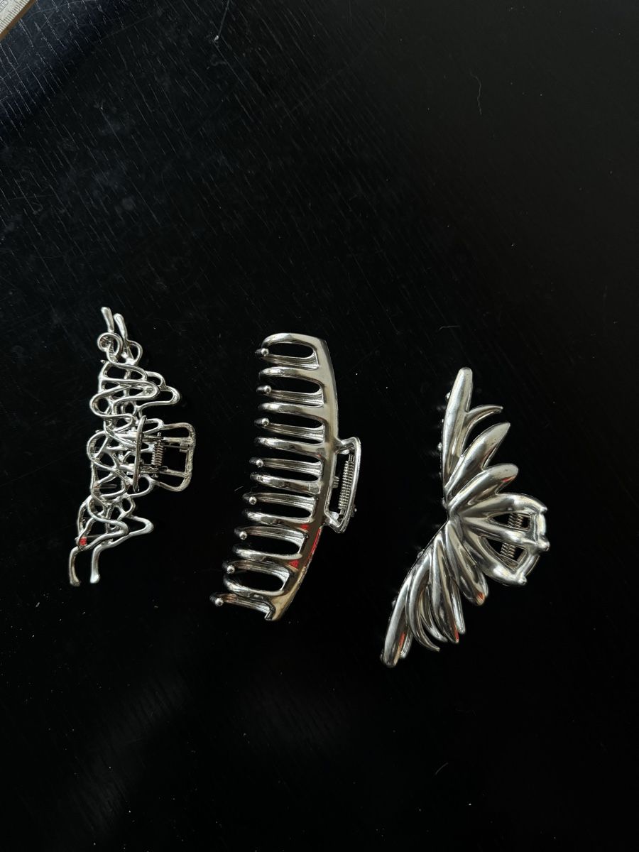 Accessori per capelli: Trendy Silver Hair Claw Clip Bundle goth haarspangen 3er set – Nuovo (secondo la descrizione) da Zürich venduto da forestF4iry