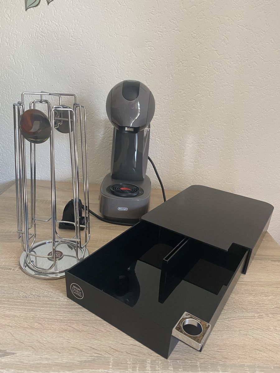Kaffeemaschinen & Espressomaschinen: Machine à café Nescafé Dolce Gusto avec accessoires capsules – Gebraucht aus Tavannes von Brucette 1