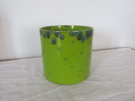 Frühlingsfrisch: Grüner Übertopf, Vintage Design, Keramik