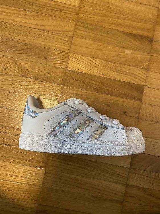 Scarpe per ragazzi: Adidas Schuhe Gr. 21 - NEU – Usato da Eschenbach SG venduto da nicolisaurus 3