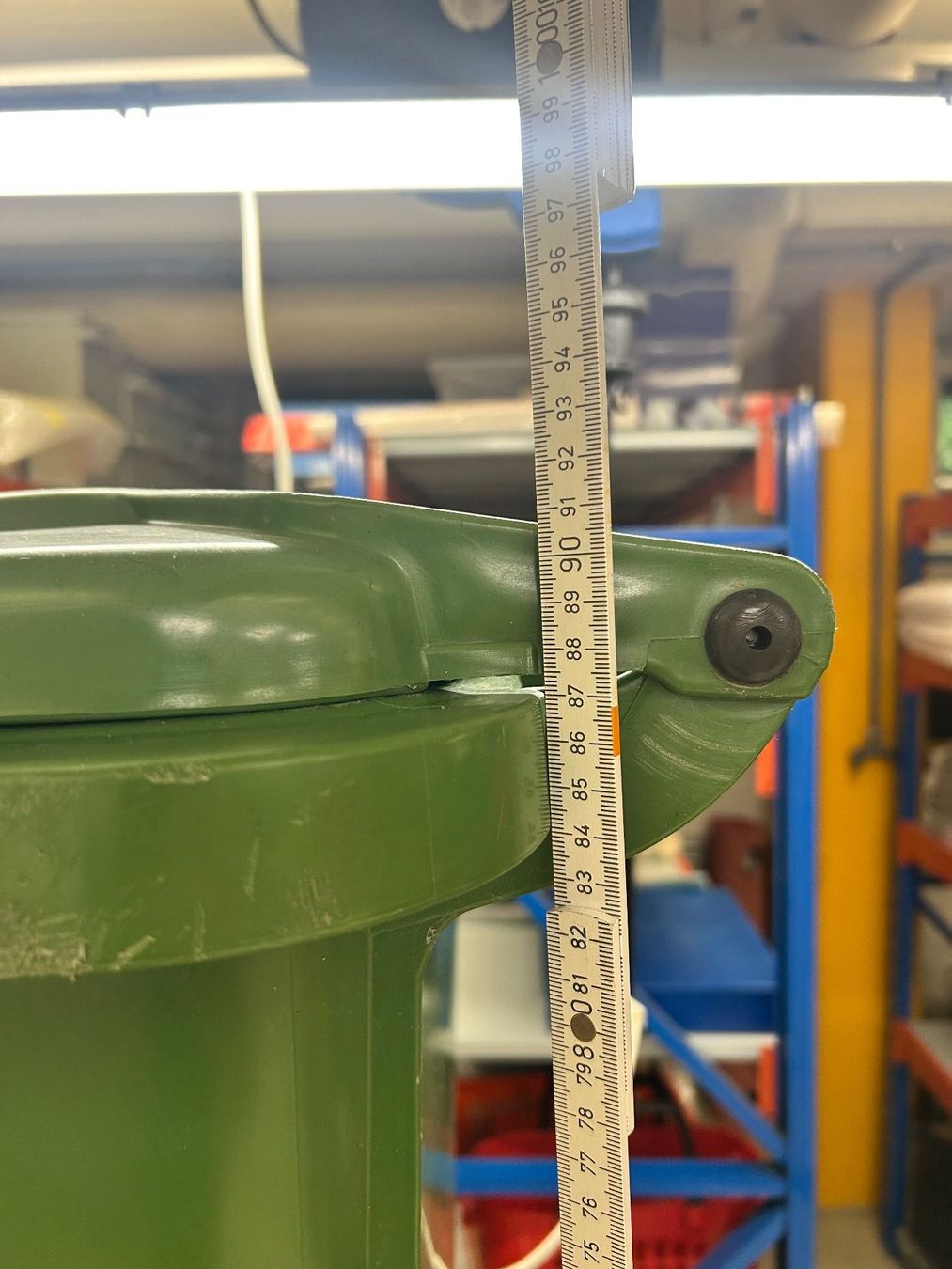 Poubelles: Kompost- Kübel - Tonne - Container – D'occasion à Malters par DPHandel 4