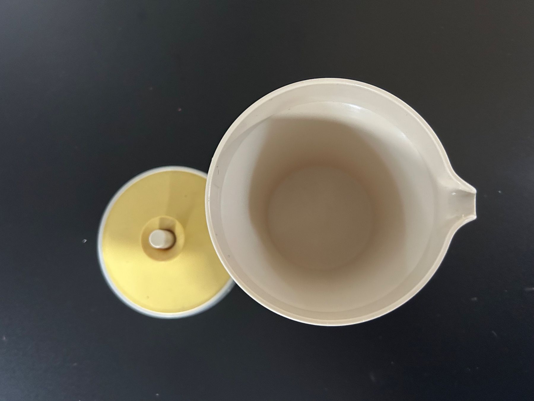 Tupperware Contenitori & Simili: Tupperware Milchkännli – Usato da Obergösgen venduto da Andre118 2