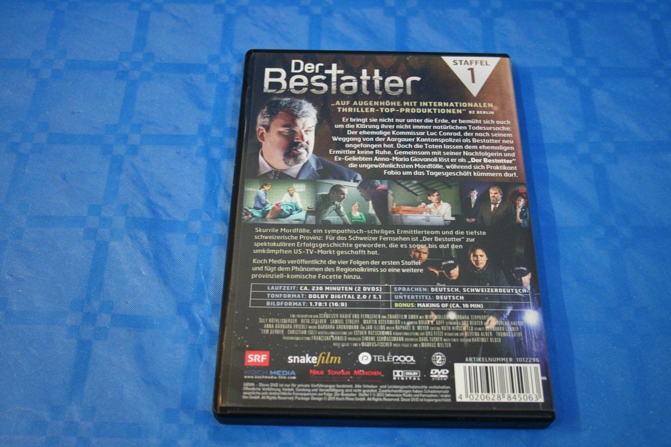 Tutti i DVDs: Der Bestatter, 1. Staffel – Usato da Wettingen venduto da zibi137 1