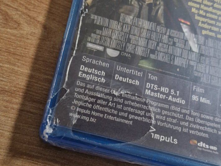 Tous les DVDs: Dredd (2012) NEU OVP Bluray – Neuf avec emballage d'origine à Pfungen par Whitie 3
