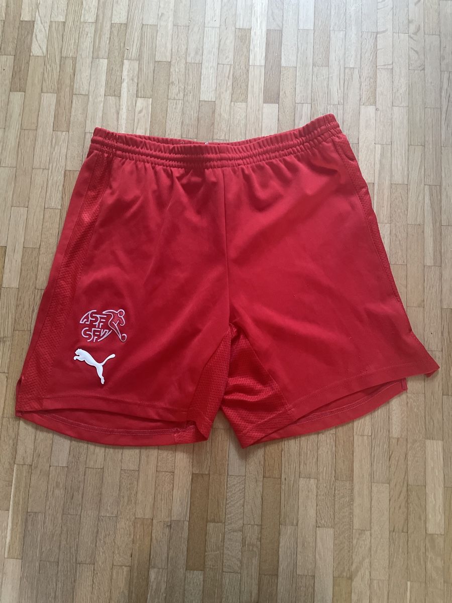 Puma Hosen: Schweiz Fussball Hose – Gebraucht aus Bolligen von nabu38