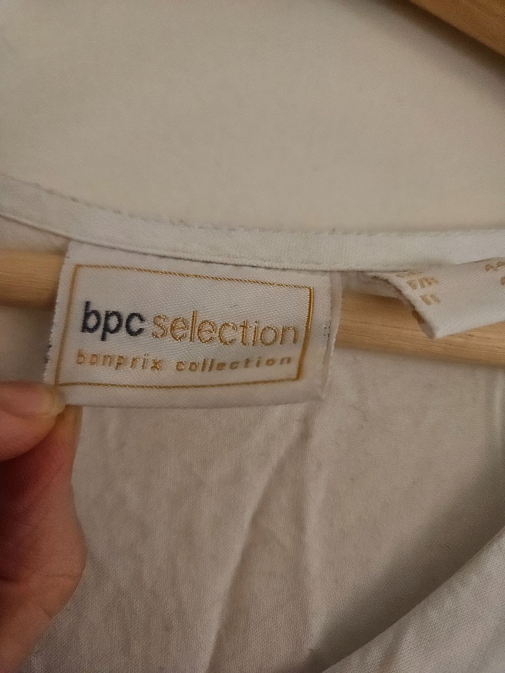Blusen: Super süsse, weisse Bluse Gr.42 – Gebraucht aus Schaffhausen von sabrina915 1