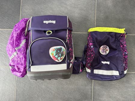 Ergobag Schulrucksack Set lila mit Pferde Motiv Mädchen