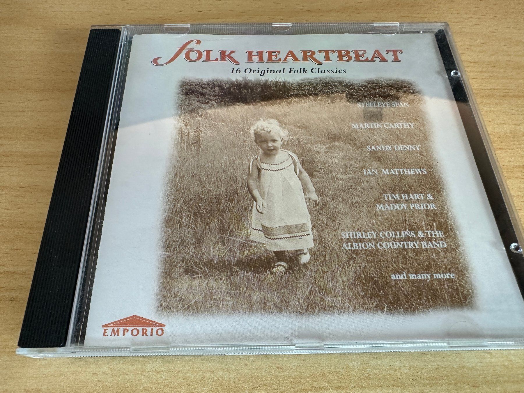 CD: Various – Folk Heartbeat – Usato da Rikon im Tösstal venduto da Alpenmutz